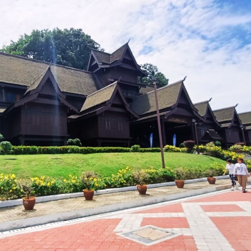 1 muzeum melaka
